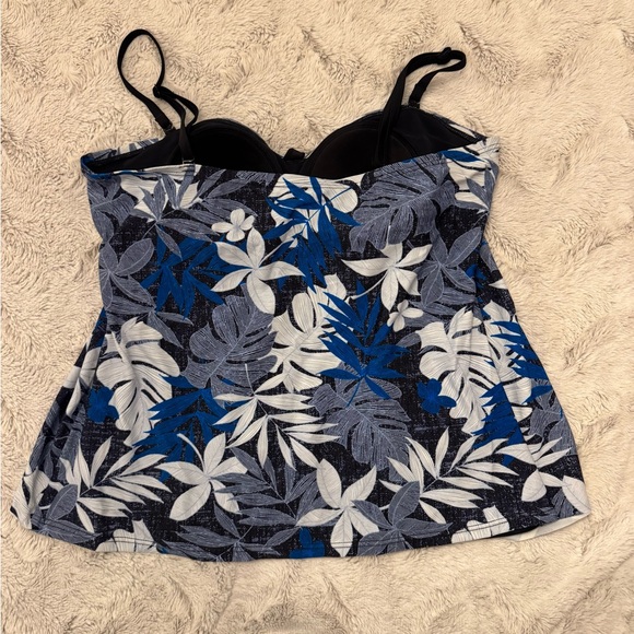 Croft & Barrow Blue and Black Floral Tankini Swim Top - Picture 2 of 5